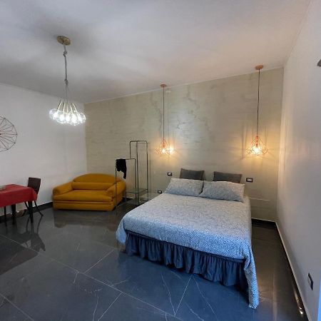 Termini Suite แตร์มินิ อิเมเรเซ ภายนอก รูปภาพ
